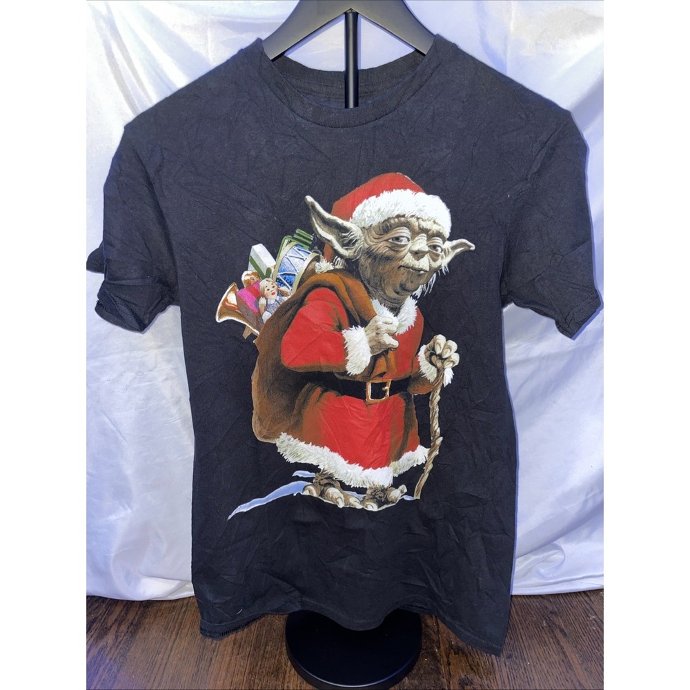 Star Wars Shirt Men's SIZE SMALL T‎ SHIRT Black Yoda Logo Christmas